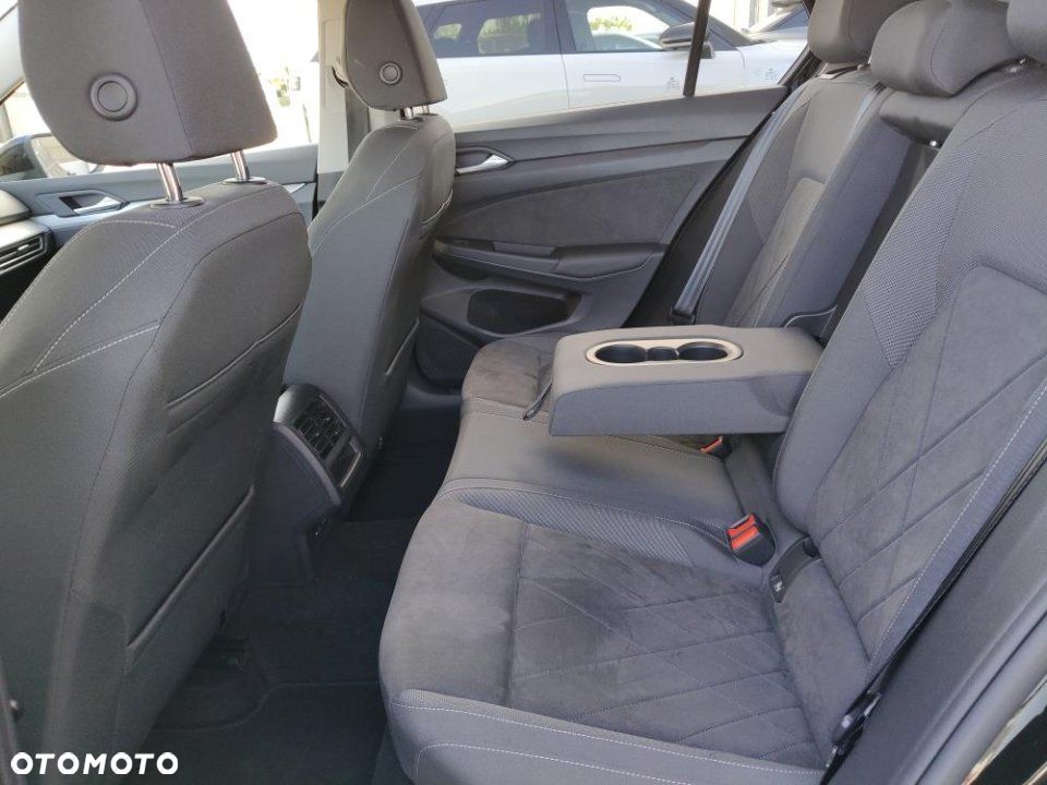 Volkswagen Golf - 13