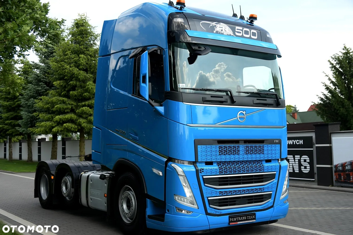 Volvo FH500///* 2022///* PUSHER///* 6×2///* PRZEBIEG 360 TYŚ KM///* GLOBETROTTER XL///WAGA///* KAMERA///* KLIMA POSTOJOWA///* FULL LED///* TV///* OŚ SKRĘTNA///* STAN JAK NOWY - 2