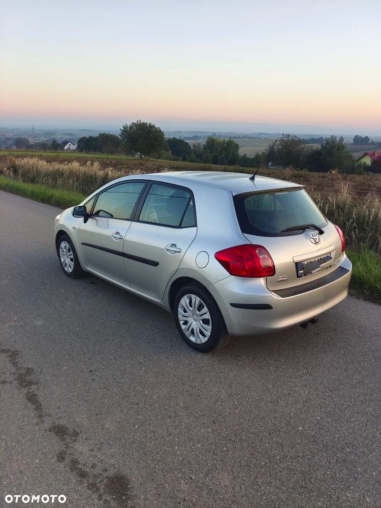 Toyota Auris 1.6 VVT-i Premium - 20