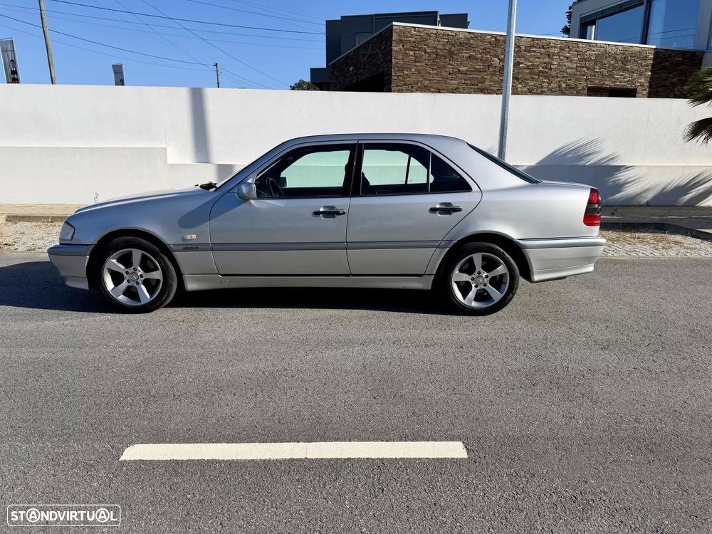 Mercedes-Benz C 250 - 5