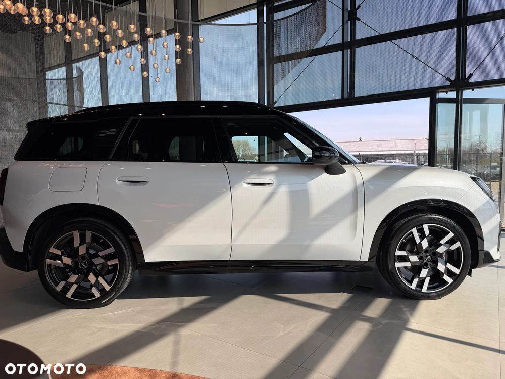 MINI Countryman Cooper S ALL4 John Cooper Works Trim - 5