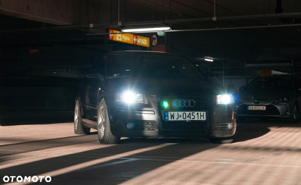 Audi A3 2.0 TDI DPF S line Sportpaket - 16