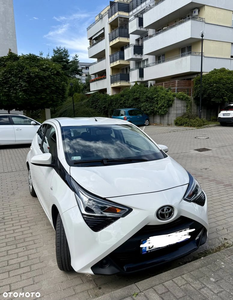 Toyota Aygo x-play - 5