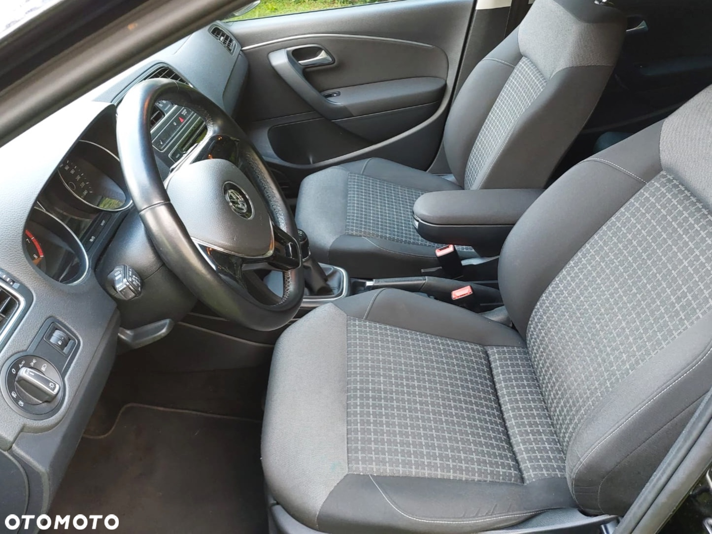 Volkswagen Polo - 5