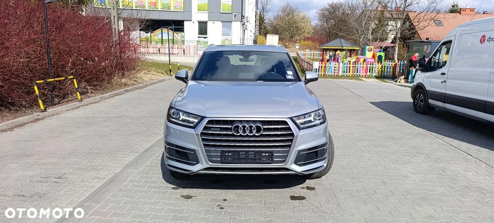 Audi Q7 - 4