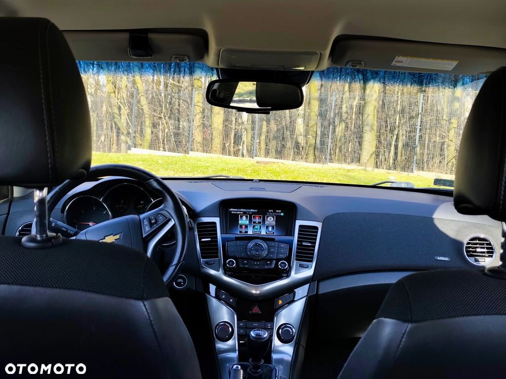 Chevrolet Cruze 2.0 D LTZ+ - 9