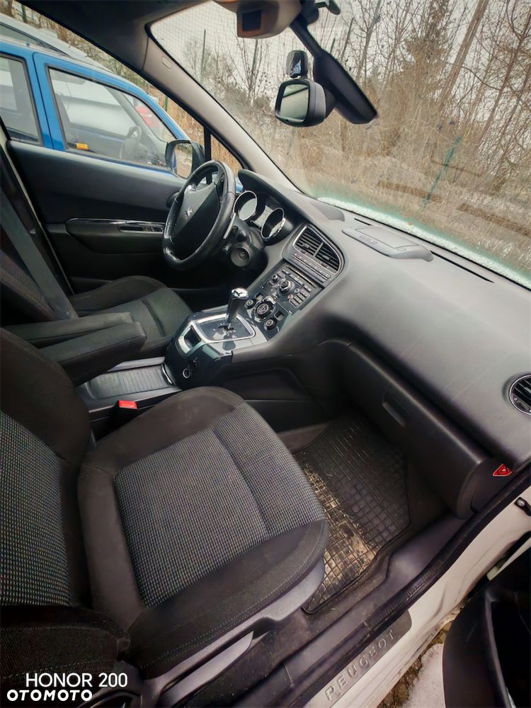 Peugeot 5008 - 5