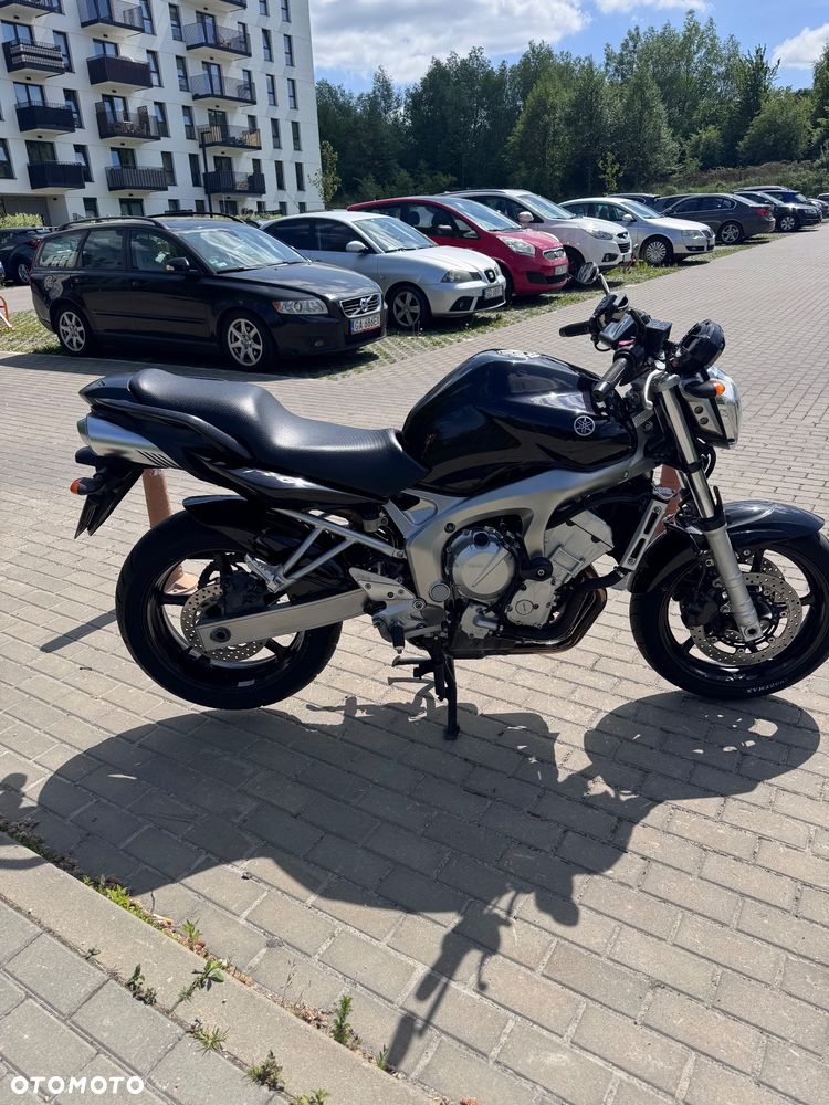 Yamaha FZ6 - 4