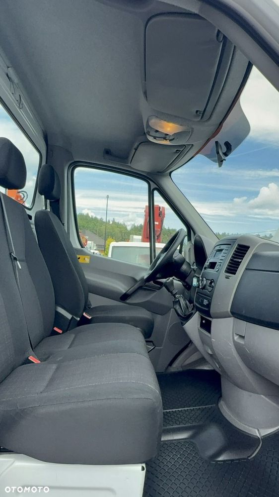 Mercedes-Benz Sprinter - 19