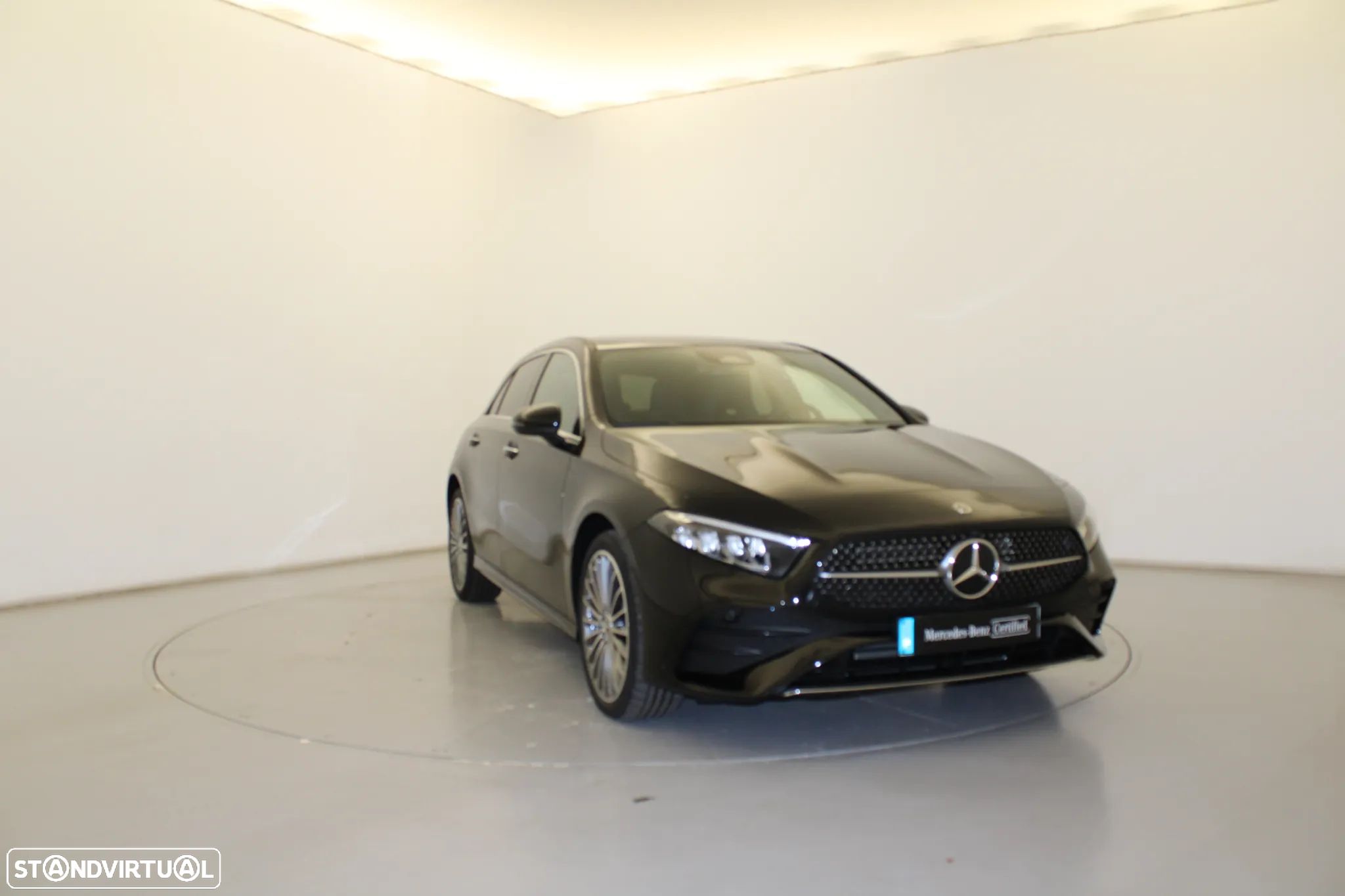 Mercedes-Benz A 250 e - 1