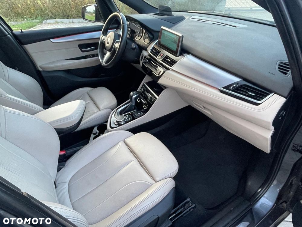 BMW Seria 2 218i M Sport - 16