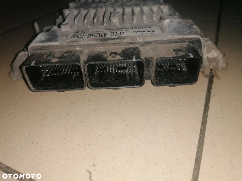KOMPUTER STEROWNIK SILNIKA VOLVO S40 II V50 5WS40328C-T 31211081AA - 3