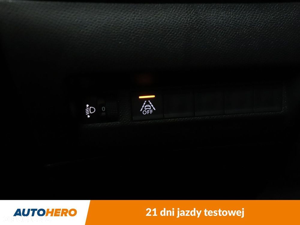 Peugeot 2008 e-2008 Allure Pack - 34
