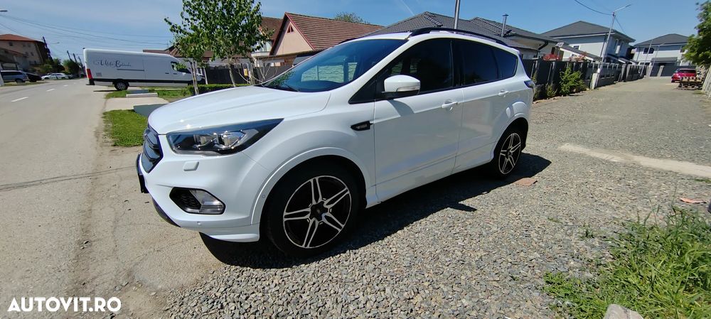 Ford Kuga 1.5 EcoBoost 2x4 Business Edition - 11