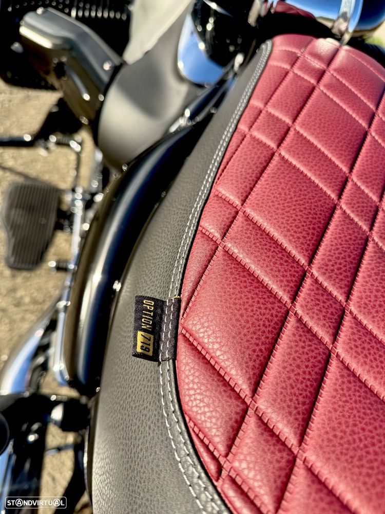 BMW R 18 Roland Sands - 24