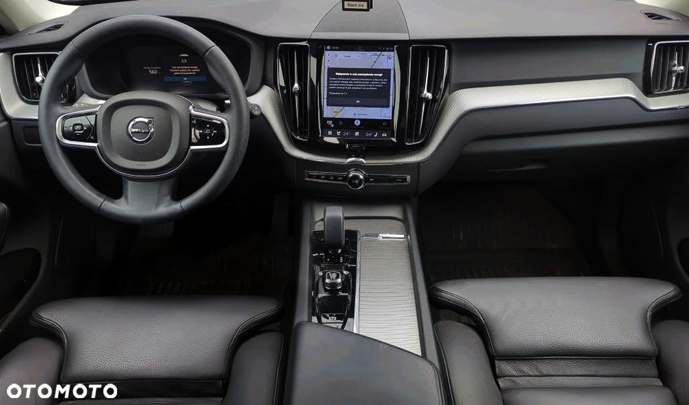 Volvo Xc60 2023 photo 5