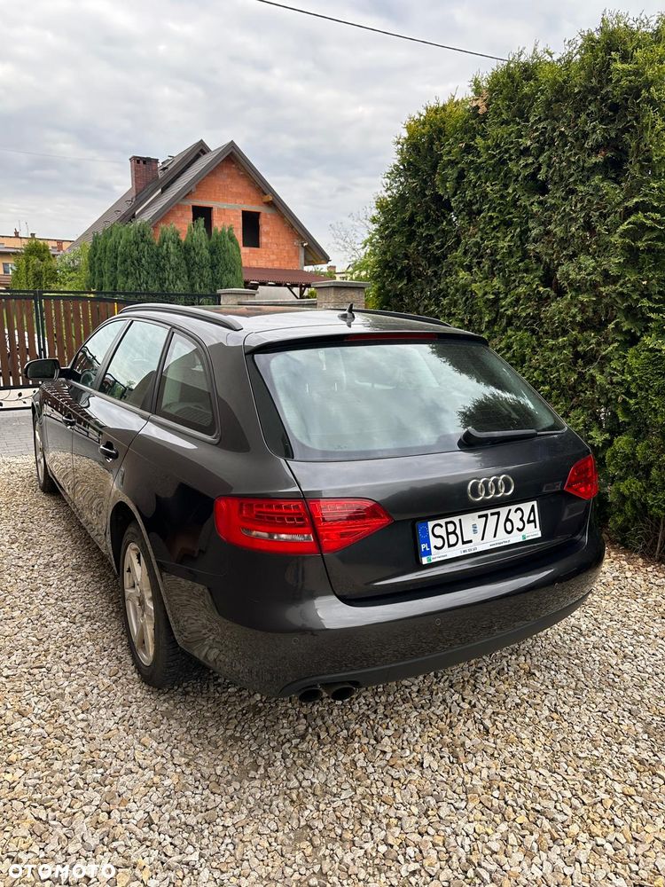 Audi A4 Avant 2.0 TDI DPF quattro Attraction - 5