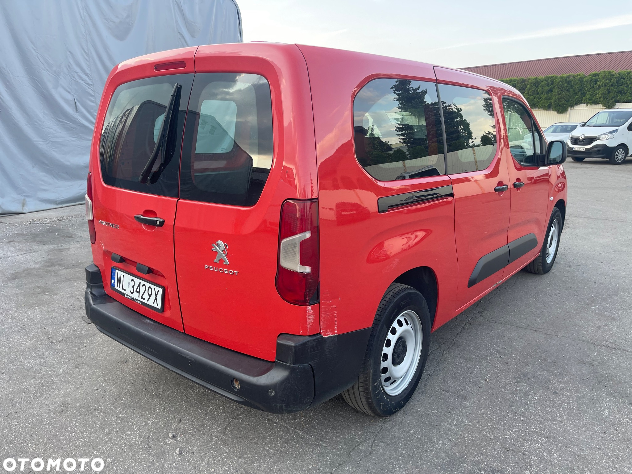 Peugeot Partner Long Automat 2x przesuwne drzwi Klimatyzacja PDC przód tył Po wymianie rozrządu - 6