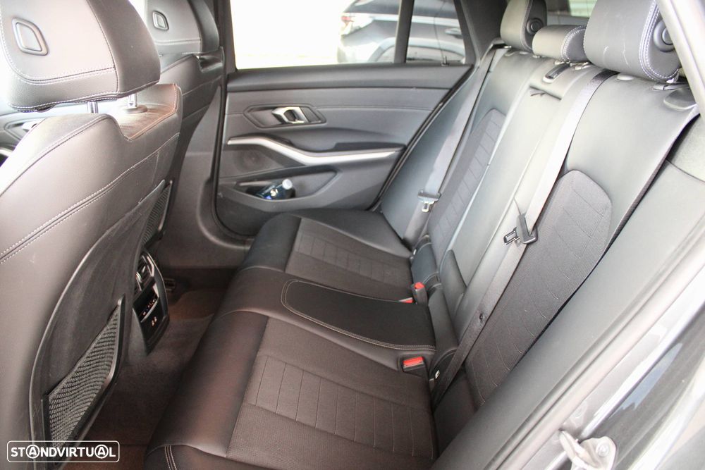 BMW 320 e Corporate Edition Auto - 14