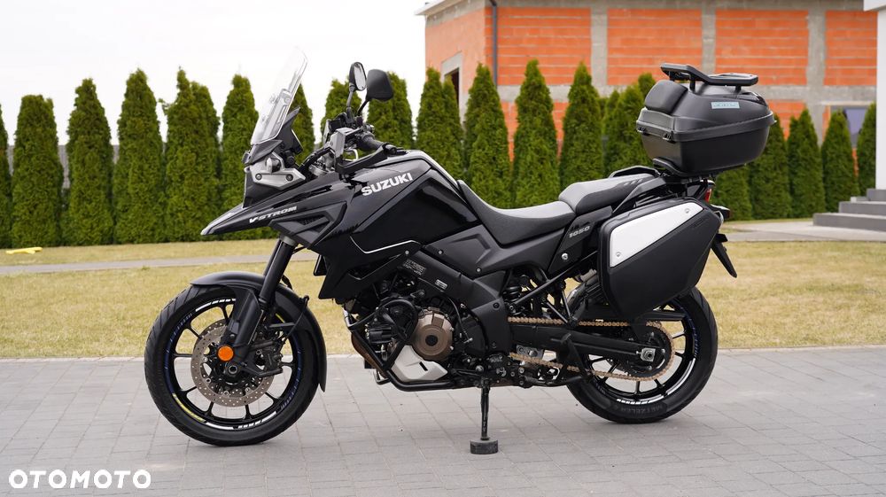 Suzuki V-STROM - 4