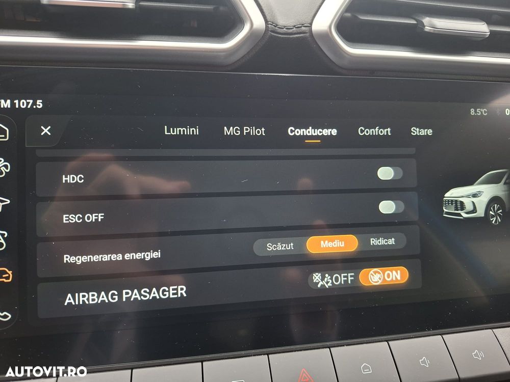 MG ZS HEV Hybrid+ Luxury - 19