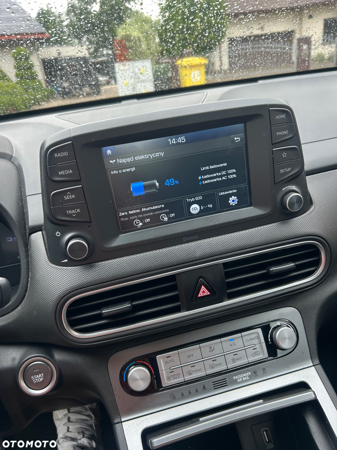 Hyundai Kona Electric 39kWh Premium - 16
