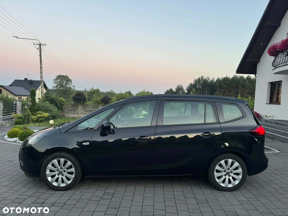 Opel Zafira 2013 photo 4