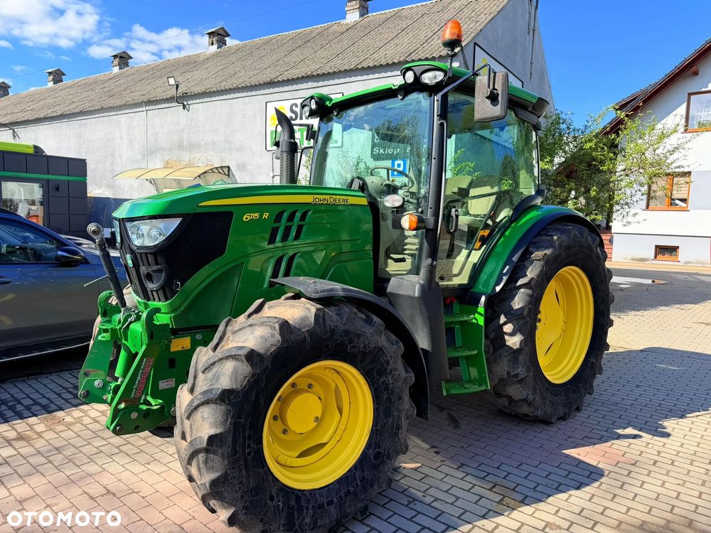 John Deere 6115R - 10