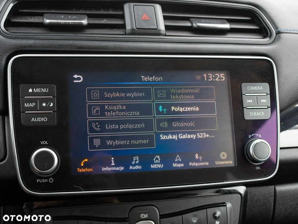 Nissan Leaf 40kWh N-Connecta - 19