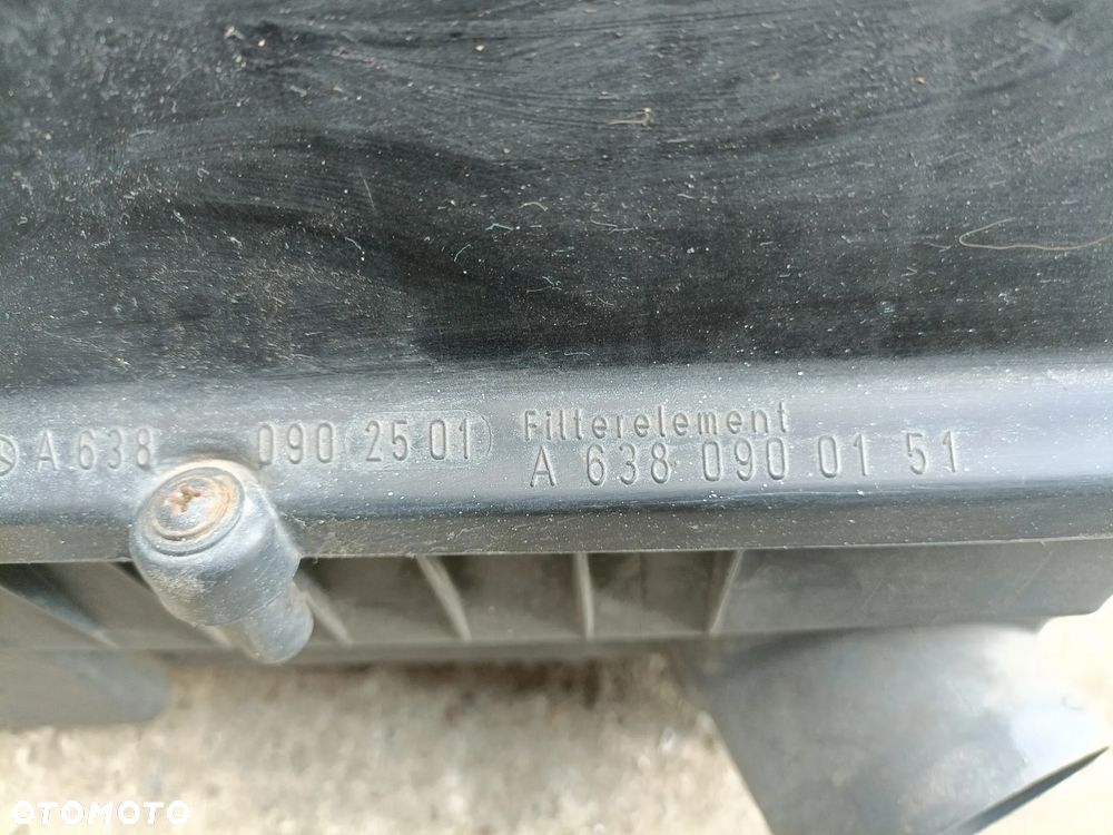 MERCEDES VITO W638 96-03 2,3 TD obudowa filtra powietrza A6380900151 * - 6