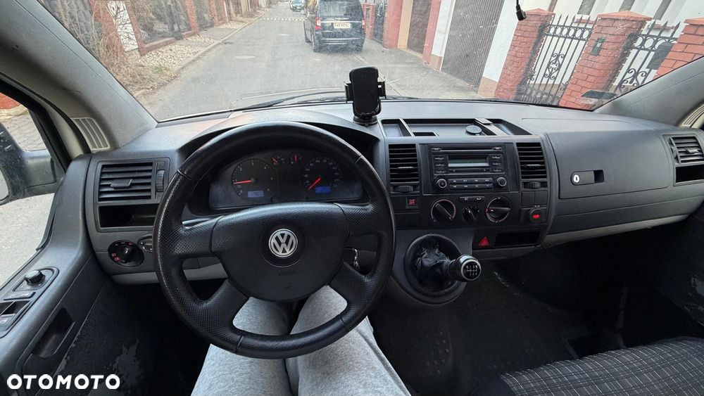 Volkswagen T5 - 16