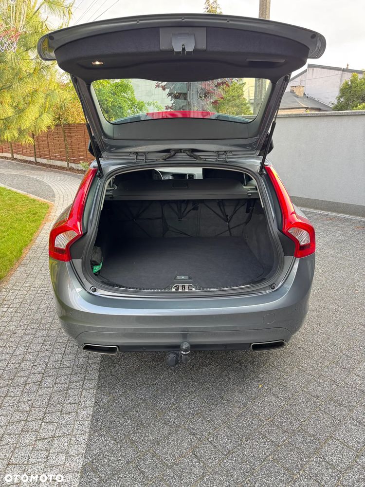 Volvo V60 D4 Drive-E Momentum - 7