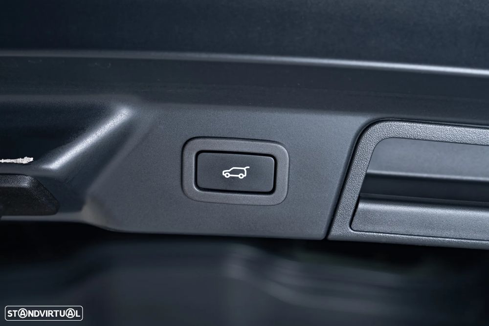 Land Rover Range Rover Velar P400e R-Dynamic SE - 12