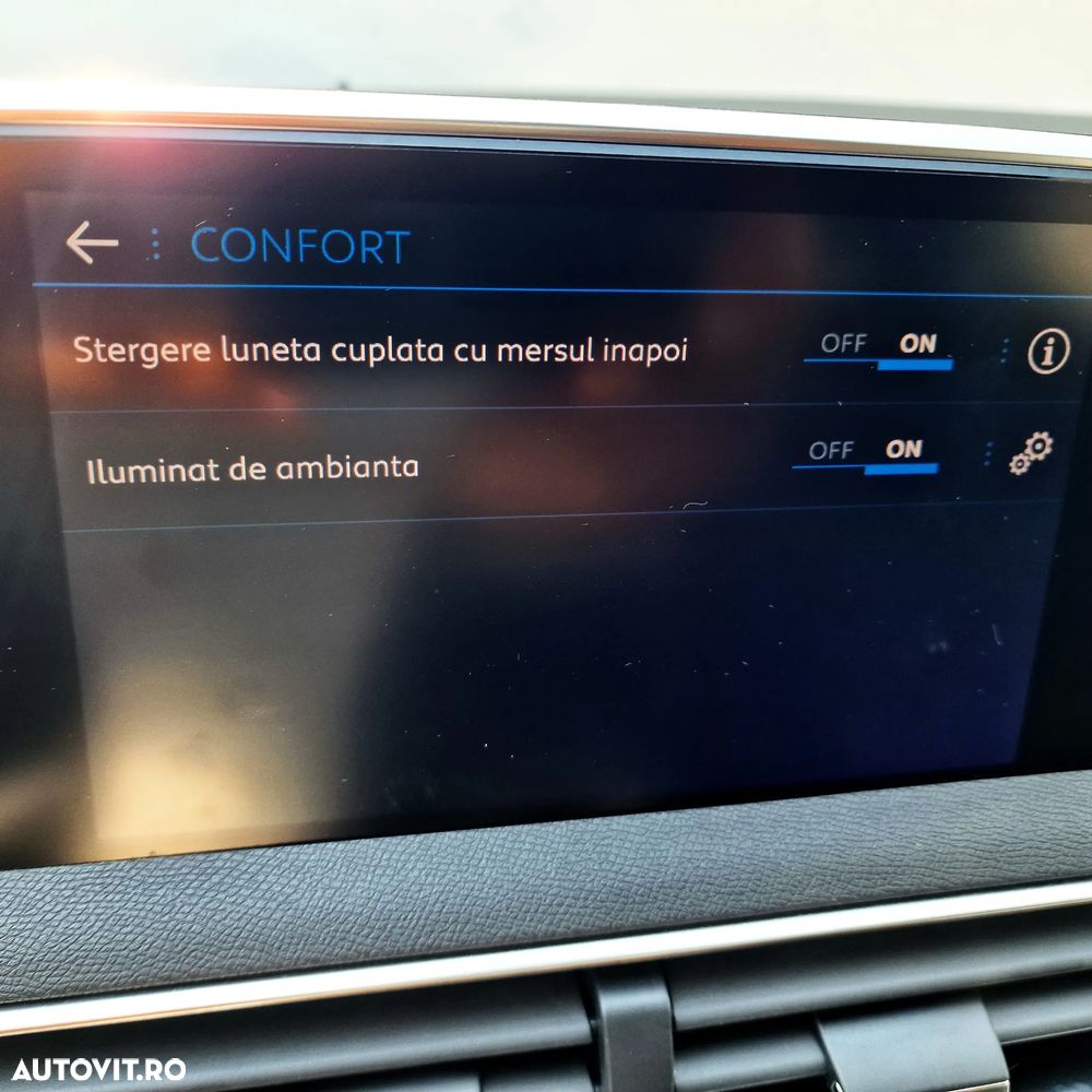 Peugeot 3008 1.6 BlueHDI S&S Allure - 31
