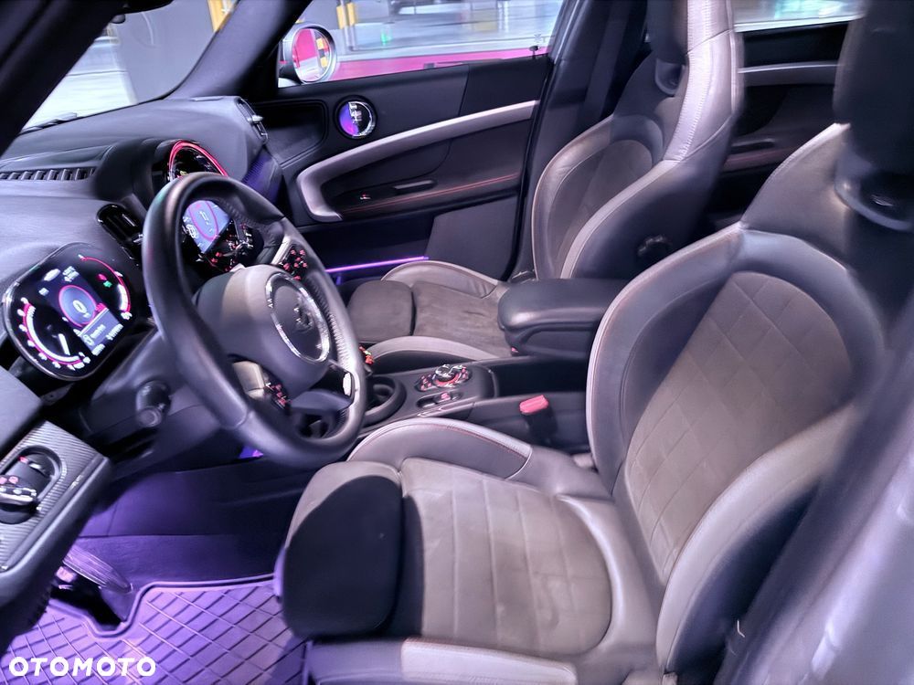 MINI John Cooper Works ALL4 sport - 8