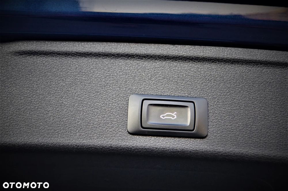 Audi A4 Avant 2.0 TFSI ultra S tronic design - 31