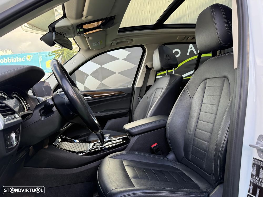 BMW X3 20 d xDrive Line Luxury - 22