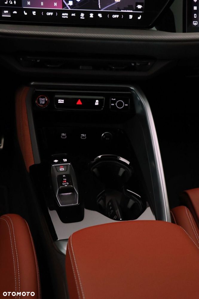 Audi SQ5 Sportback - 35