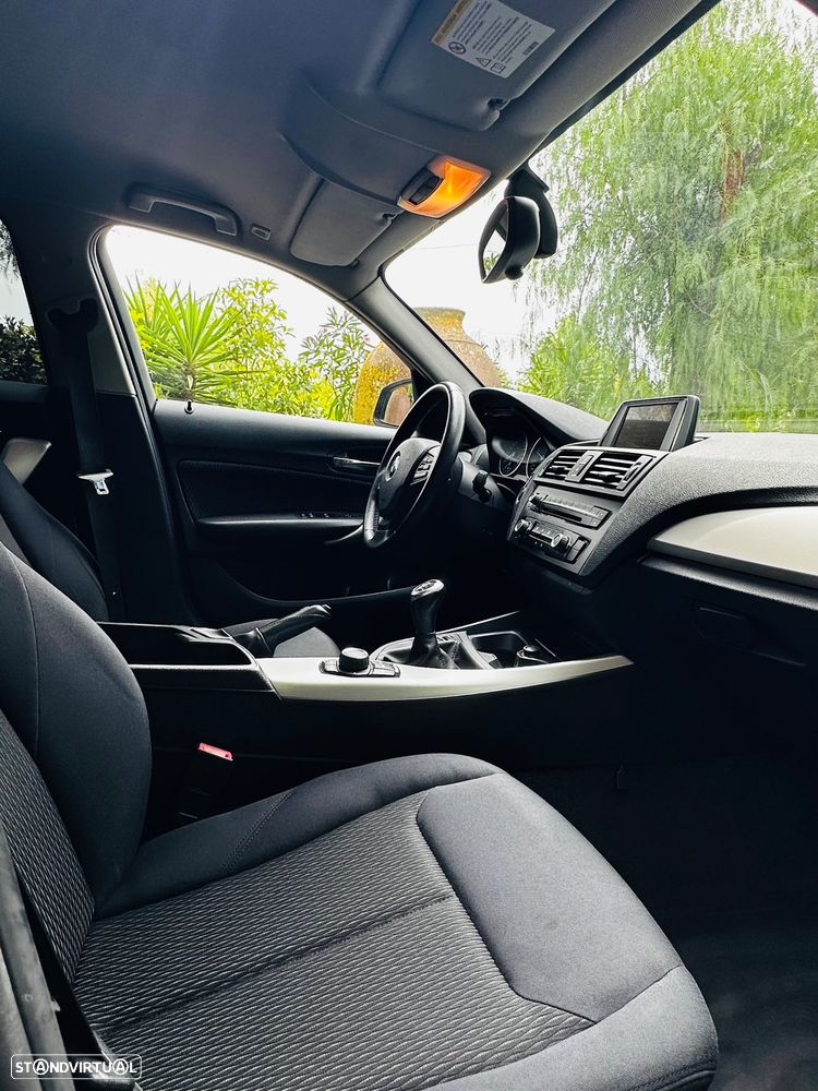 BMW 116 d EfficientDynamics Edition Sport Line - 25