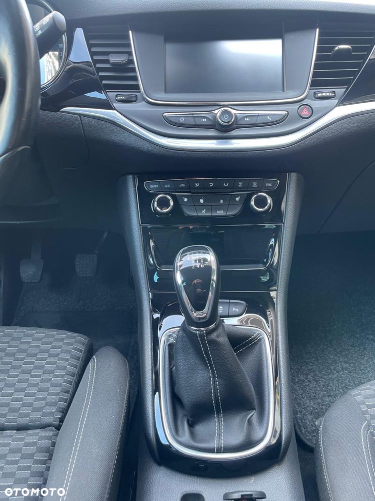 Opel Astra 1.4 Turbo Dynamic - 9