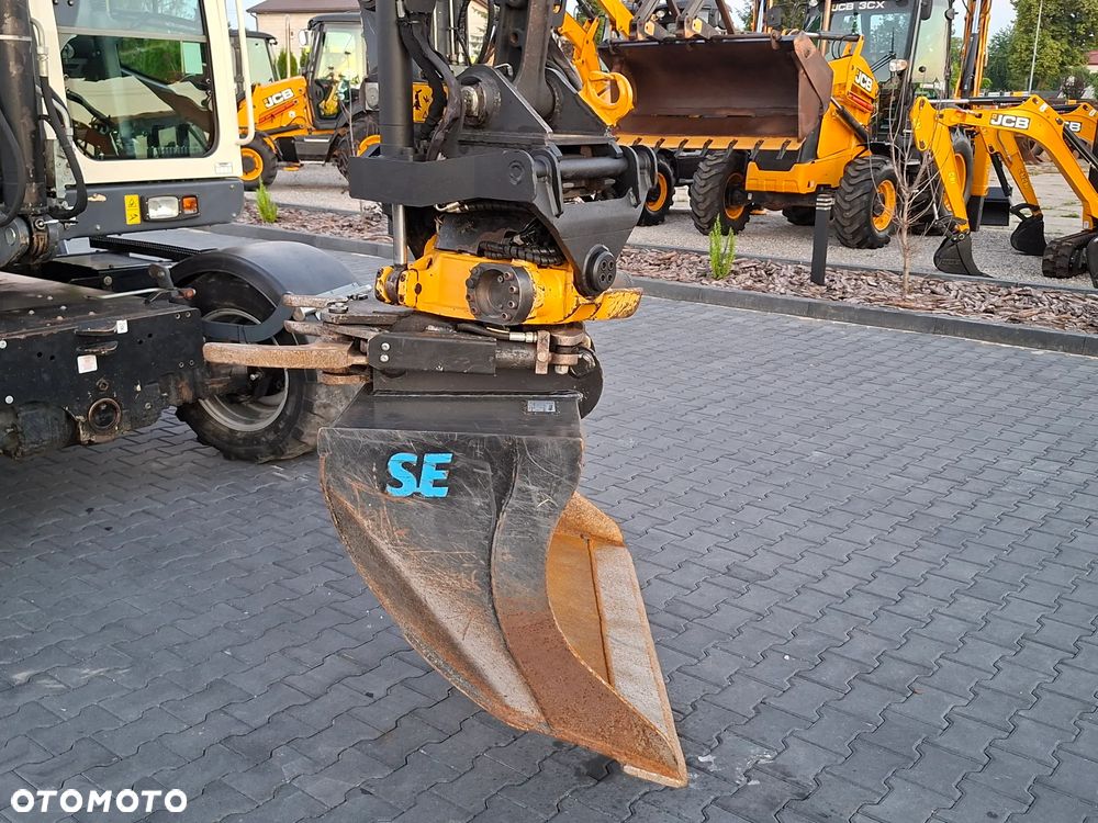 Terex SCHAEFF TW85 ROTOTILT ze szczypcami - 15
