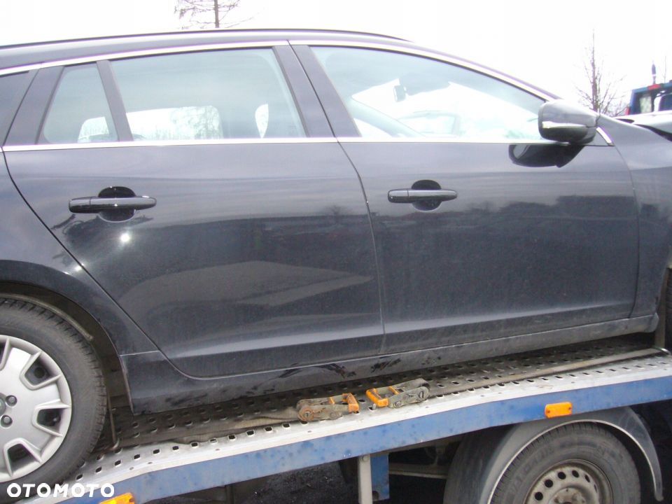 VOLVO V60 S60 DRZWI PRAWE PRZÓD ORYGINAŁ 452-26 - 1