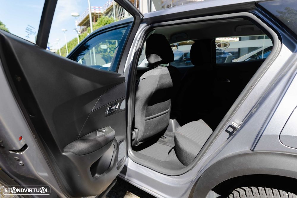 Peugeot 2008 1.2 PureTech Active Pack - 17