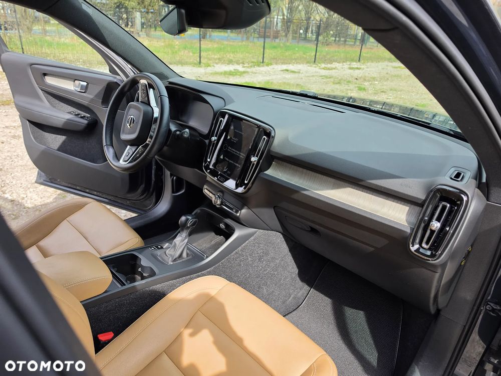 Volvo XC 40 T3 Inscription - 15