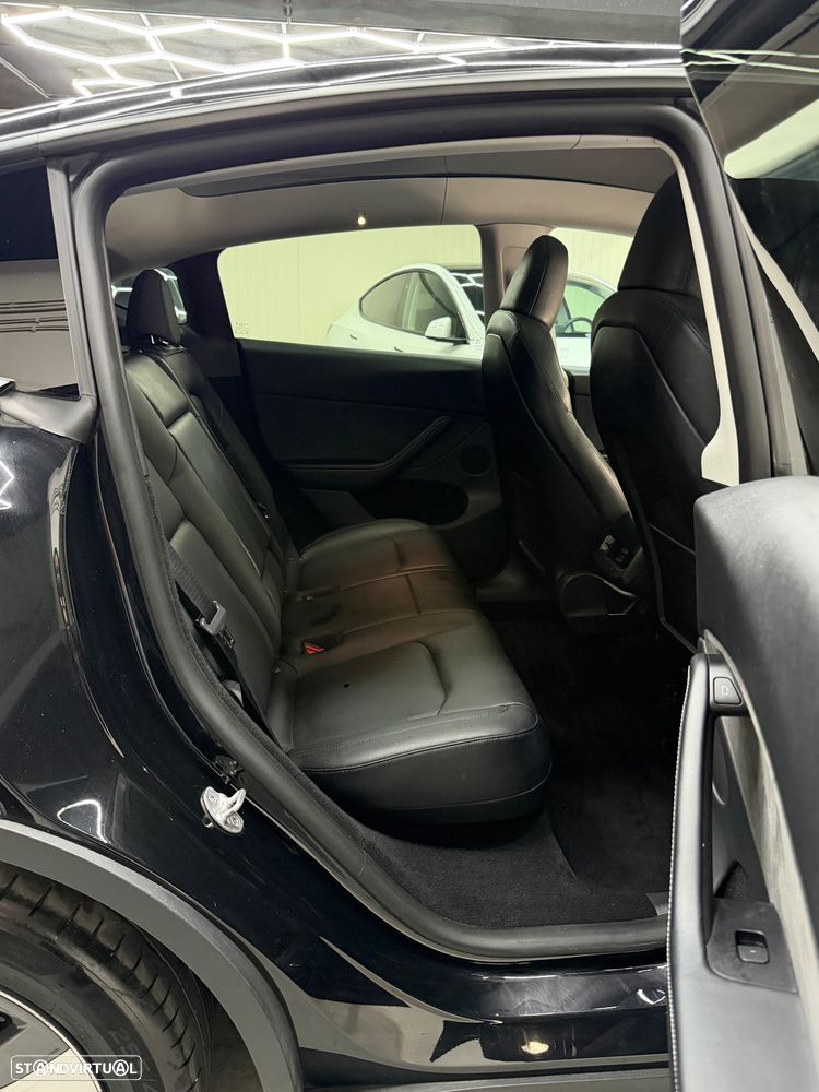 Tesla Model Y Standard - 7