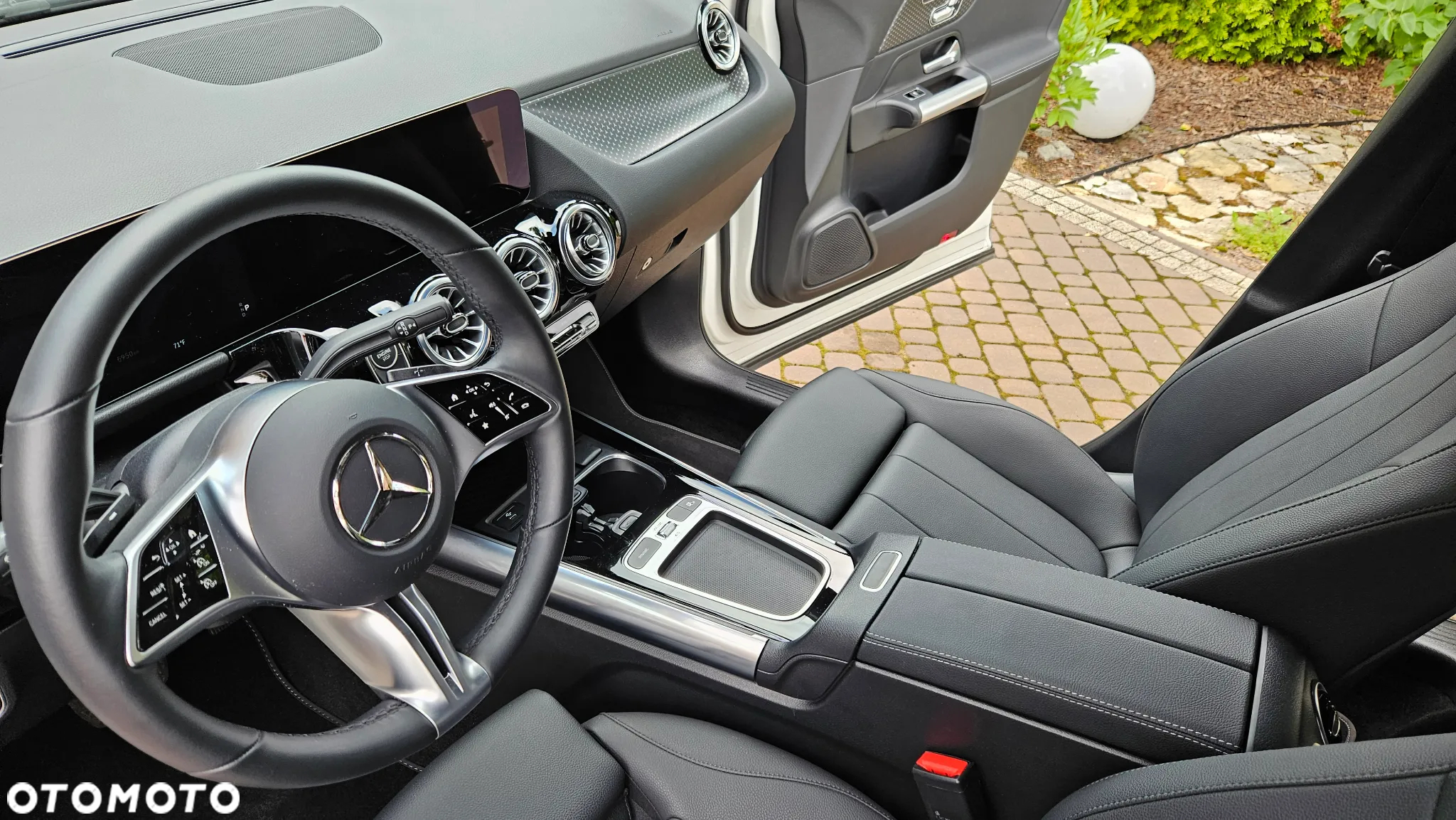 Mercedes-Benz GLA 250 4-Matic AMG Line - 25
