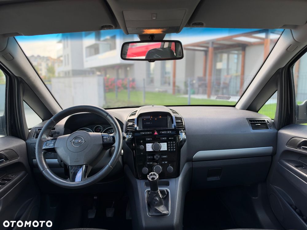 Opel Zafira 1.9 CDTI Cosmo - 23