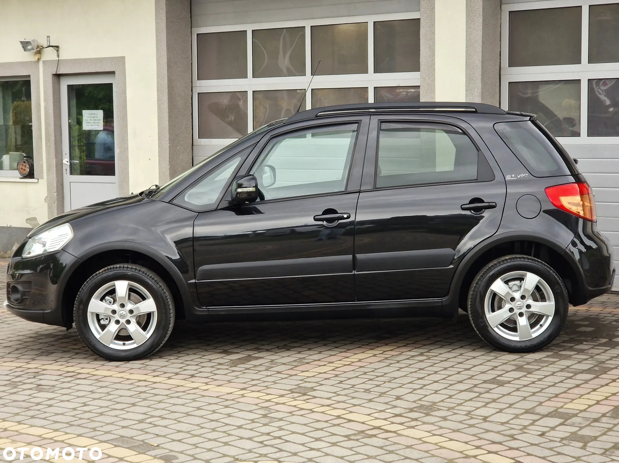 Suzuki SX4 Classic 1.6 VVT 4x4 Style - 4