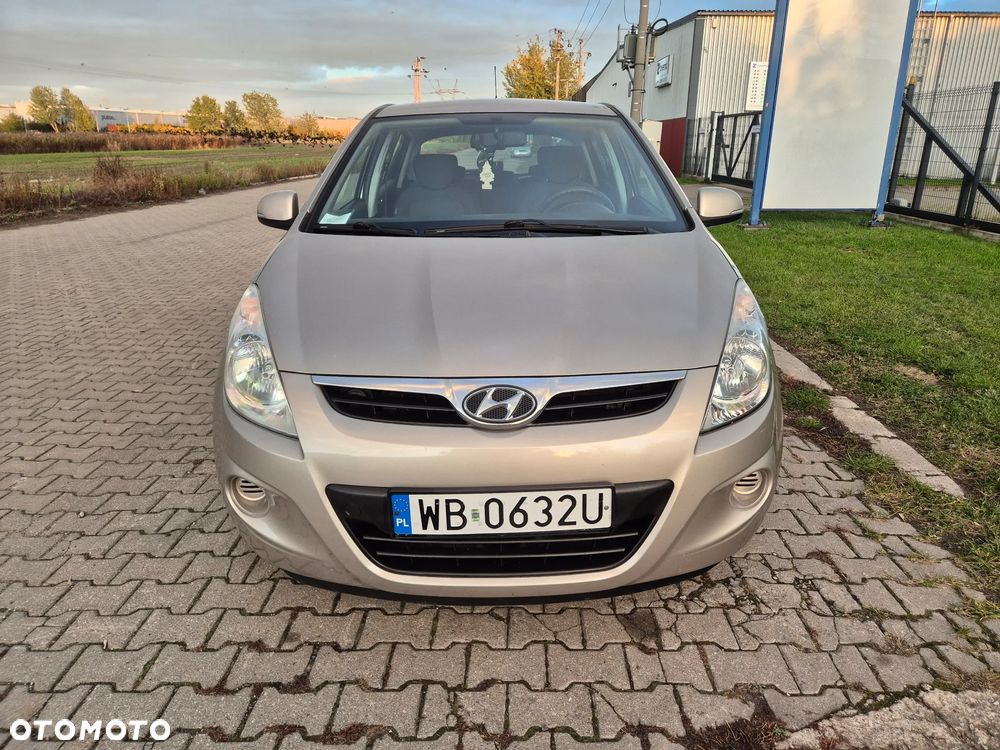 Hyundai i20 - 13