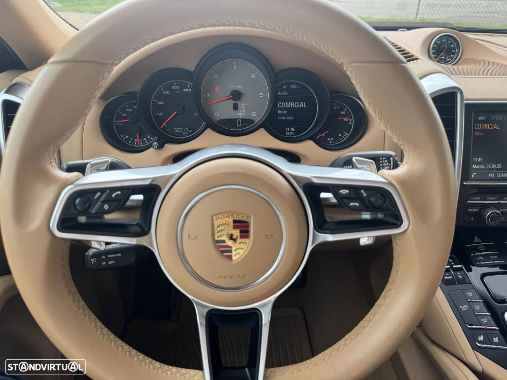 Porsche Cayenne S - 11